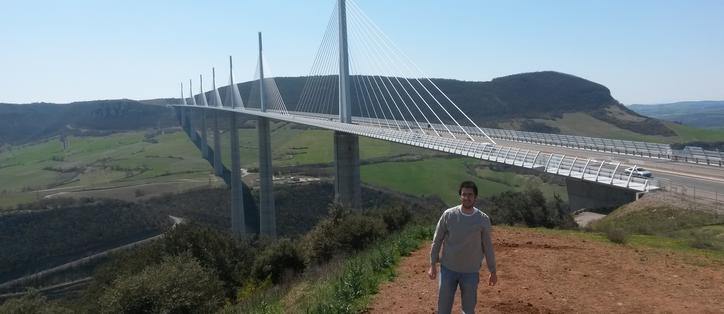 Damjan Čekerevac Master 2 iz mehanike, materijala, strukture i pouzdanosti, Univerzitet u Klermon-Feranu