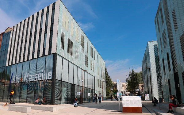 Université Aix-Marseille